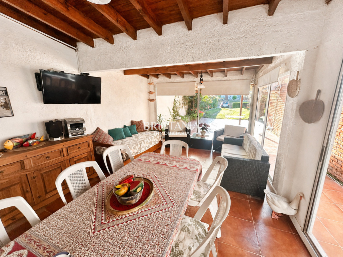 Casa ID.25 - Amplia Casa en Pinares Alquiler Temporal 2027