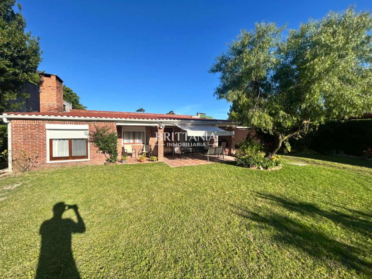 Casa ID.25 - Amplia Casa en Pinares Alquiler Temporal 2027