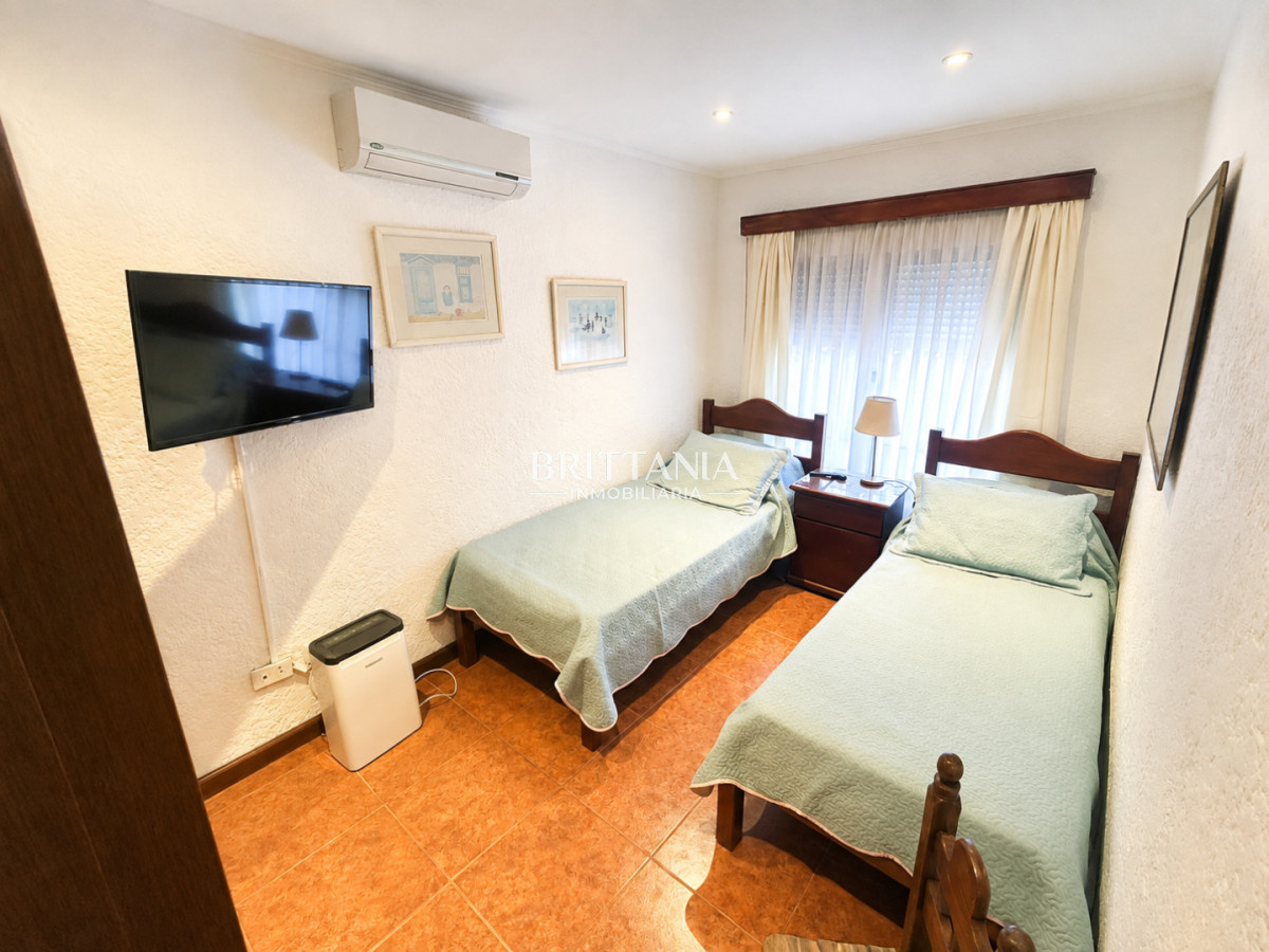 Casa ID.25 - Amplia Casa en Pinares Alquiler Temporal 2027