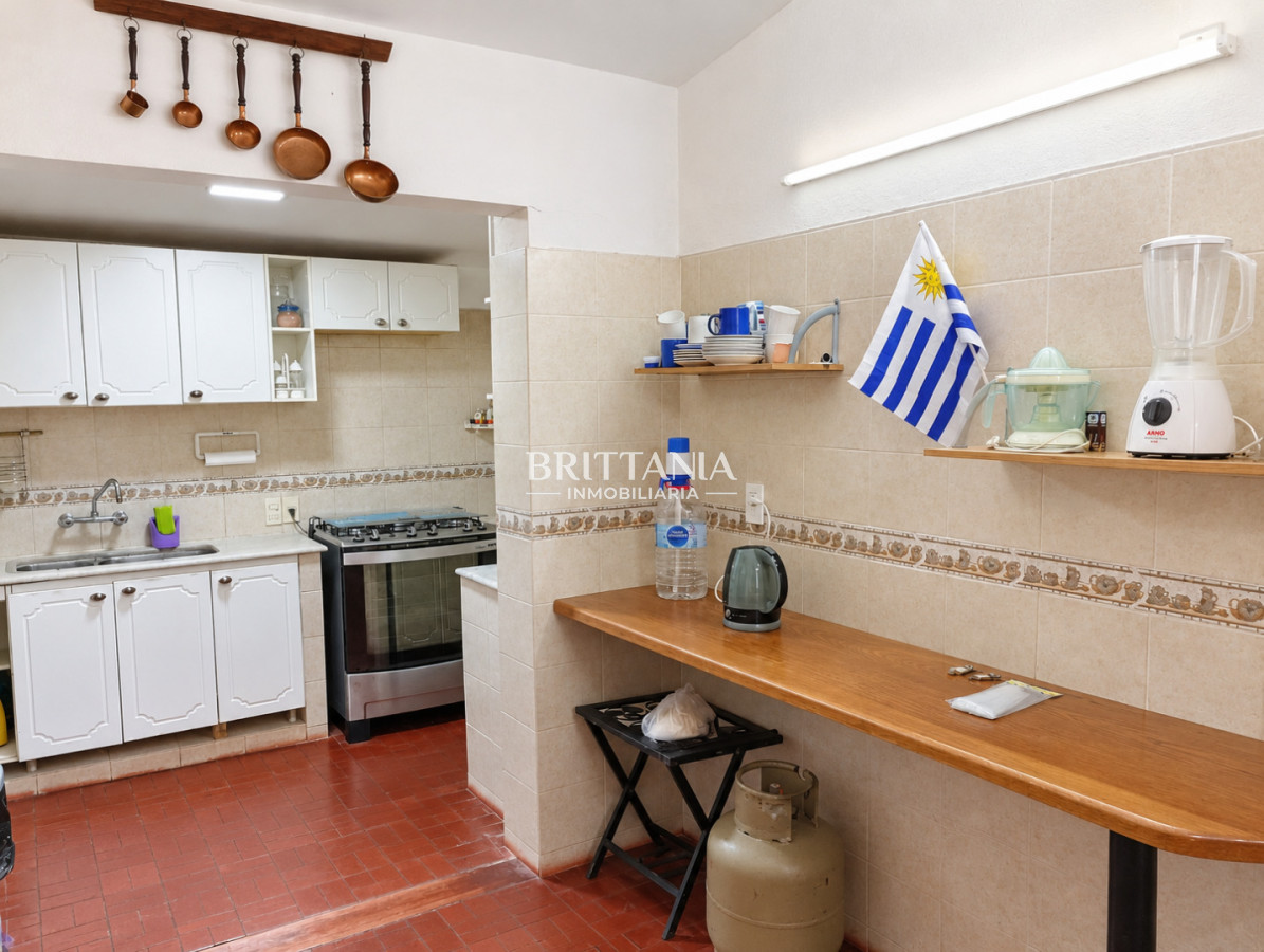 Casa ID.40 - Alquiler Temporal 4 Dormitorios 3 Baños Punta del Este
