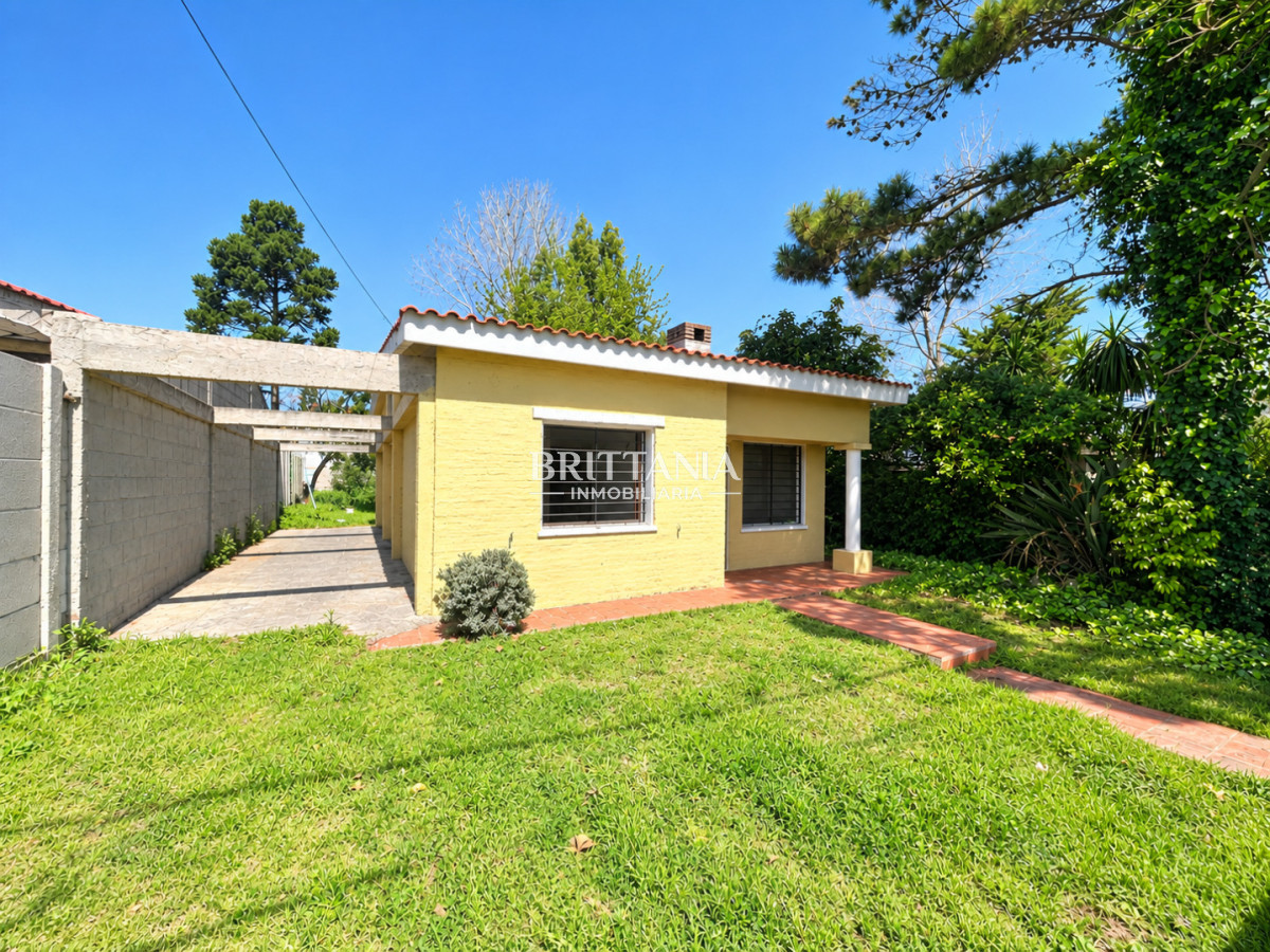 Casa ID.28 - Casa En Venta 3 Dormitorios 1 Baño Barrio El Cortijo