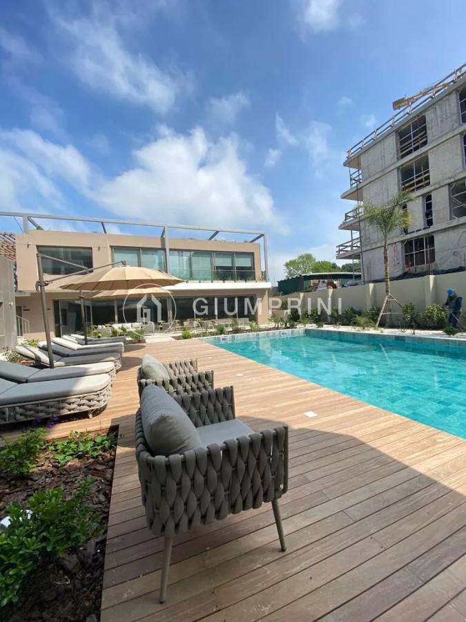 Apartamento ID.917 - Alquiler Apartamento 3 Dormitorios Con Garage en Carrasco - Barrio Parque - Alive Residence