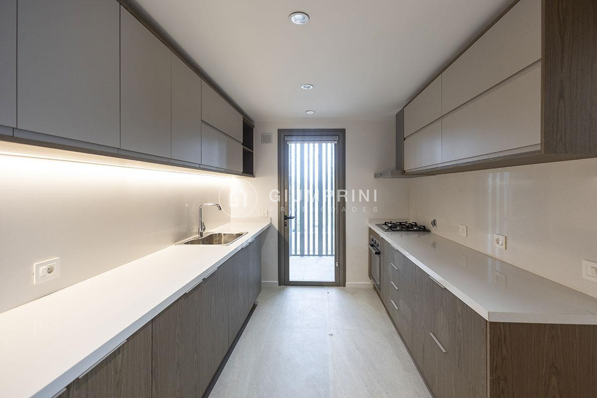 Apartamento ID.386 - Alquiler Apartamento 2 Dormitorios - Carrasco - Barrio Parque 