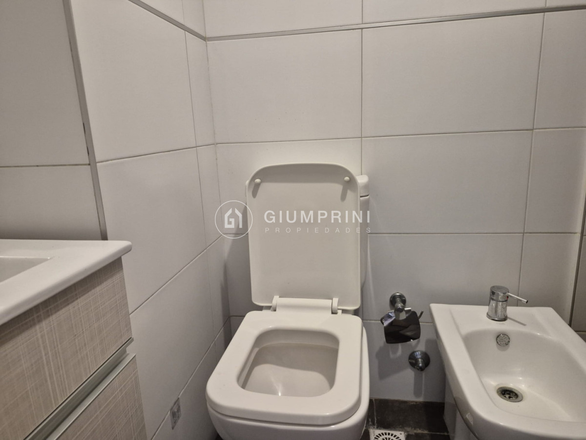 Apartamento ID.1123 - Alquiler apartamento 2 dormitorios ideal estudiantes - Balcón - Patio - Cordón 