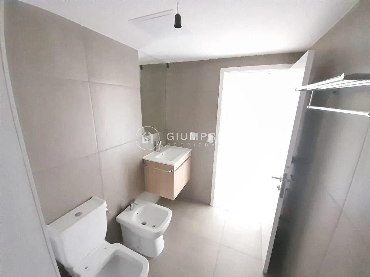 Apartamento ID.1114 - Apartamento monoambiente en alquiler en Cordón - Al frente - Constituyente y Jackson