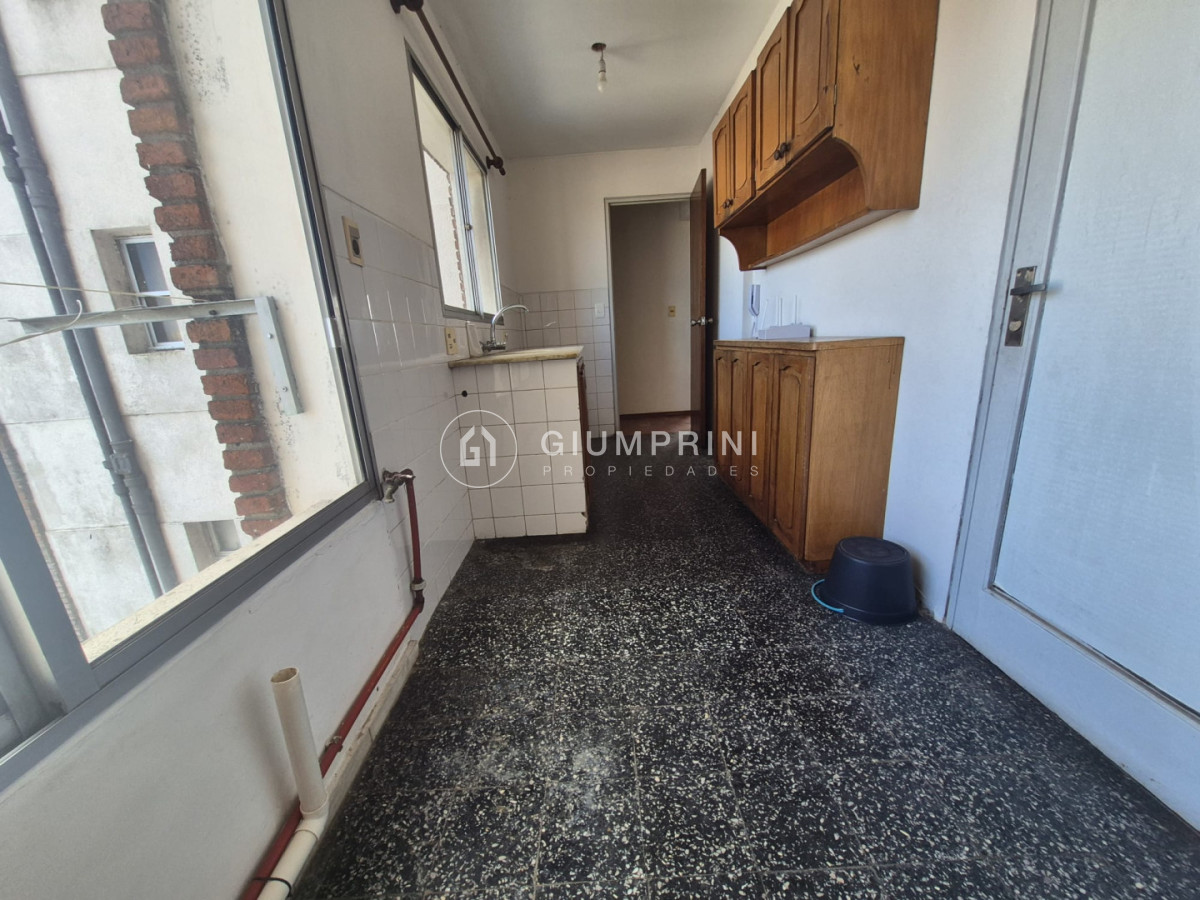 Apartamento ID.1172 - Apartamento en alquiler 2 dormitorios con terraza y vista despejada - La blanqueada - Av. Dámaso A. Larrañaga