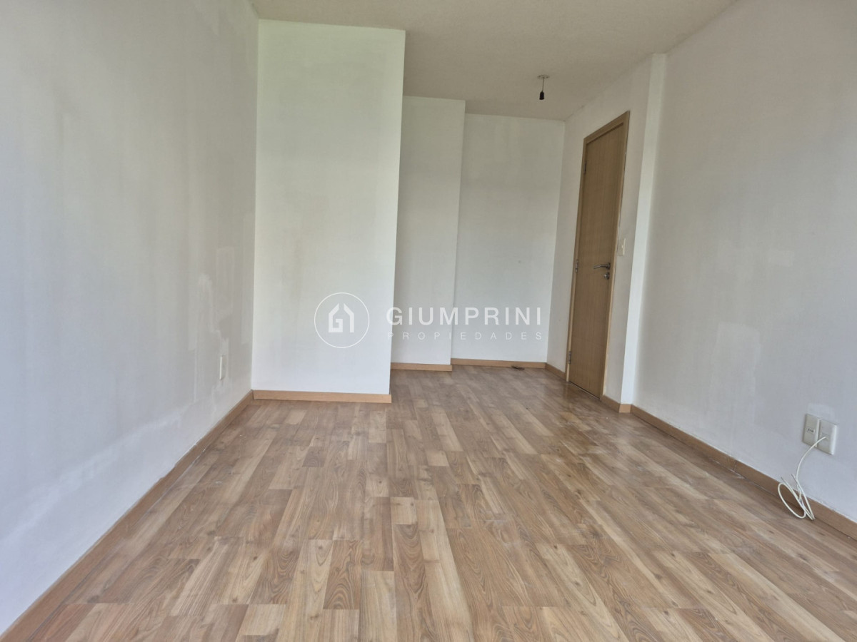 Apartamento ID.1123 - Alquiler apartamento 2 dormitorios ideal estudiantes - Balcón - Patio - Cordón 