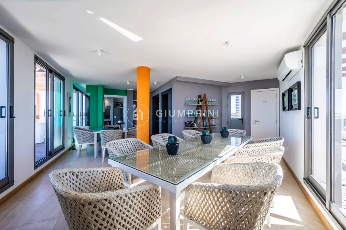 Apartamento ID.305 - Alquiler apartamento 2 Dormitorios Punta Carretas con garage en Punta Carretas Birdie Golf