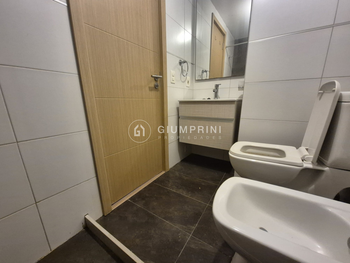 Apartamento ID.1123 - Alquiler apartamento 2 dormitorios ideal estudiantes - Balcón - Patio - Cordón 