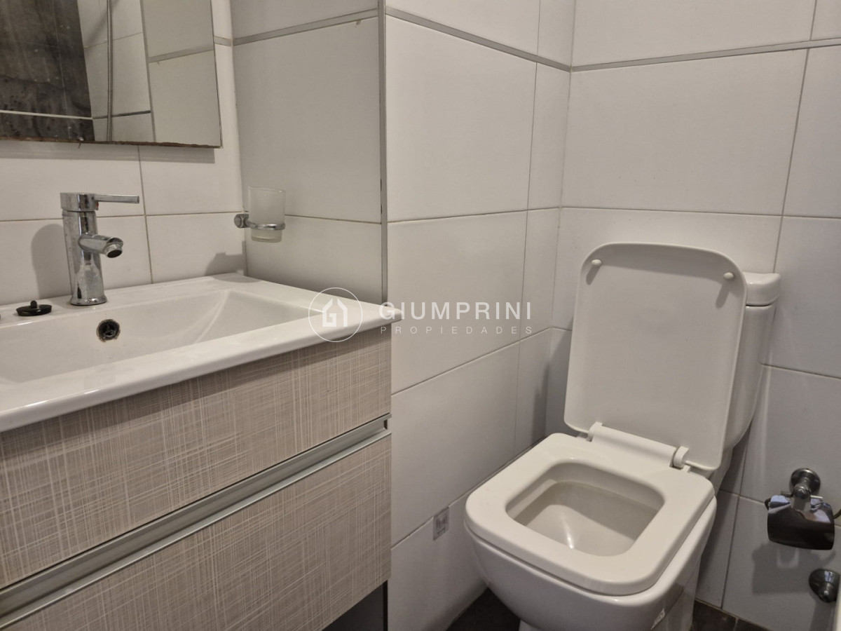 Apartamento ID.1123 - Alquiler apartamento 2 dormitorios ideal estudiantes - Balcón - Patio - Cordón 