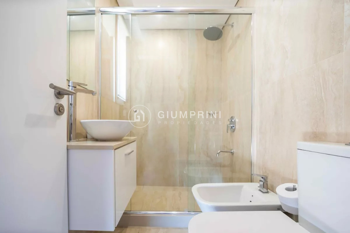 Apartamento ID.305 - Alquiler apartamento 2 Dormitorios Punta Carretas con garage en Punta Carretas Birdie Golf