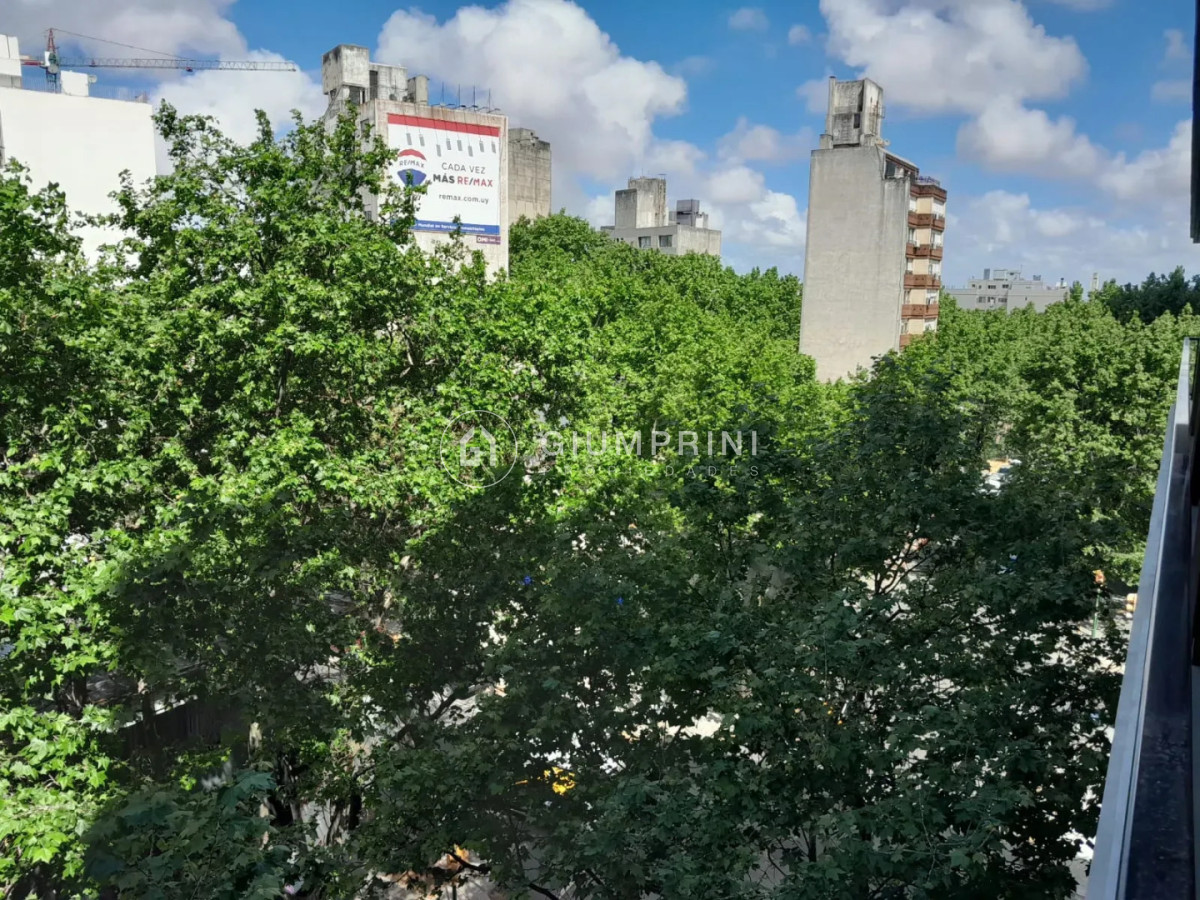 Apartamento ID.1114 - Apartamento monoambiente en alquiler en Cordón - Al frente - Constituyente y Jackson