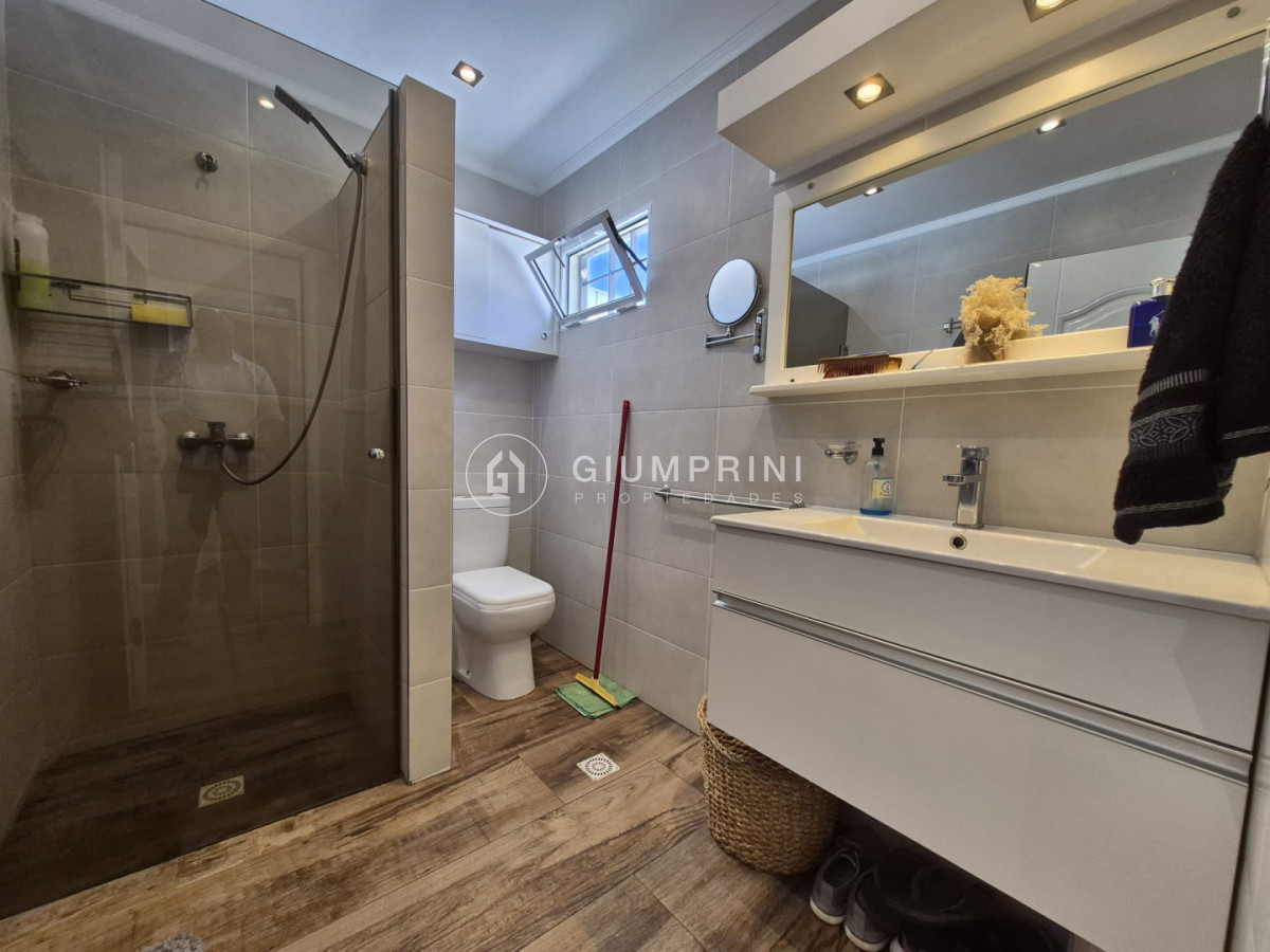 Casa ID.1099 - Alquiler 3 viviendas 6 Dormitorios Y 4 Baños - Patio - Parrillero + Barbacoa - Brazo Oriental