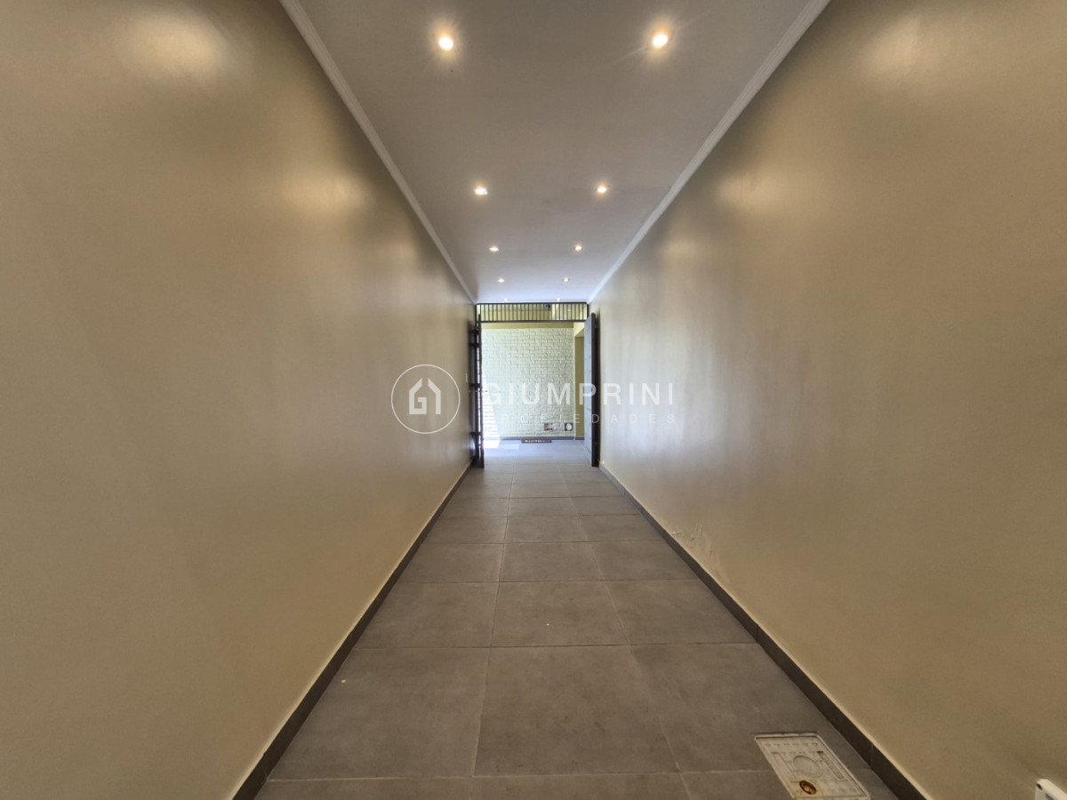 Casa ID.1099 - Alquiler 3 viviendas 6 Dormitorios Y 4 Baños - Patio - Parrillero + Barbacoa - Brazo Oriental