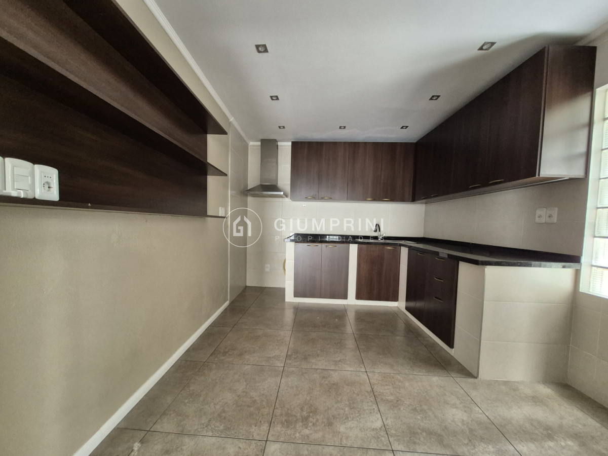 Casa ID.1099 - Alquiler 3 viviendas 6 Dormitorios Y 4 Baños - Patio - Parrillero + Barbacoa - Brazo Oriental