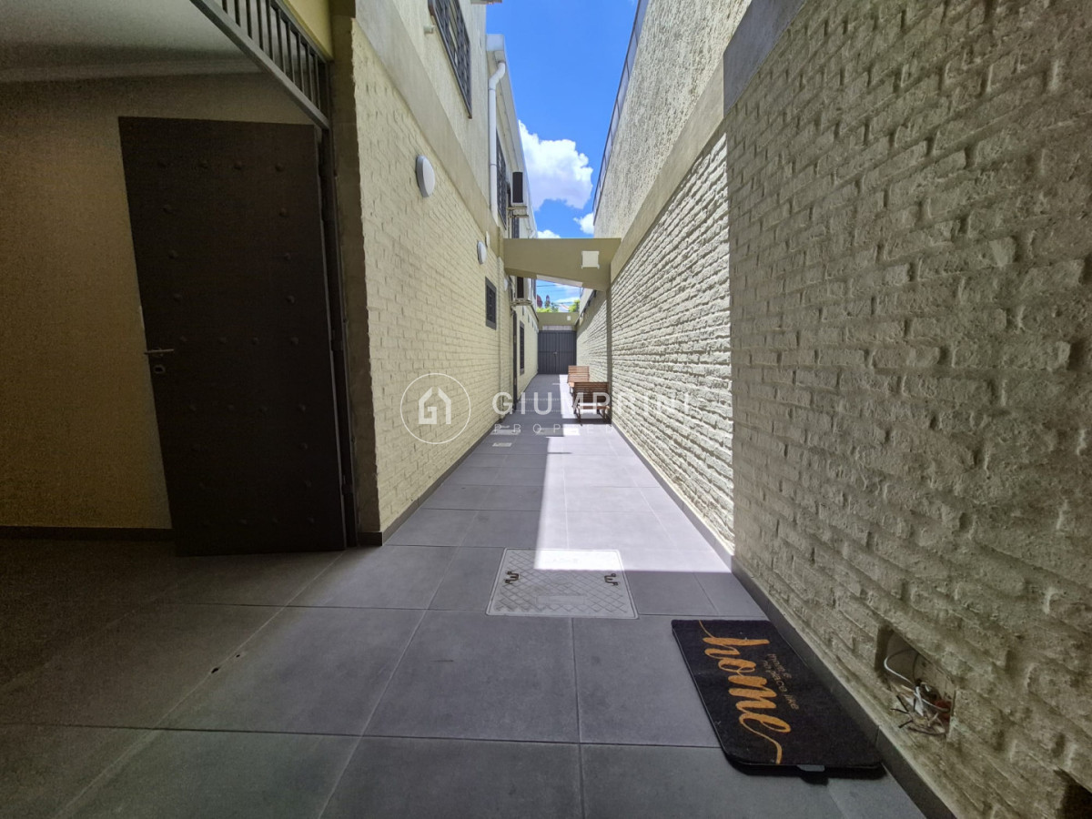 Casa ID.1099 - Alquiler 3 viviendas 6 Dormitorios Y 4 Baños - Patio - Parrillero + Barbacoa - Brazo Oriental