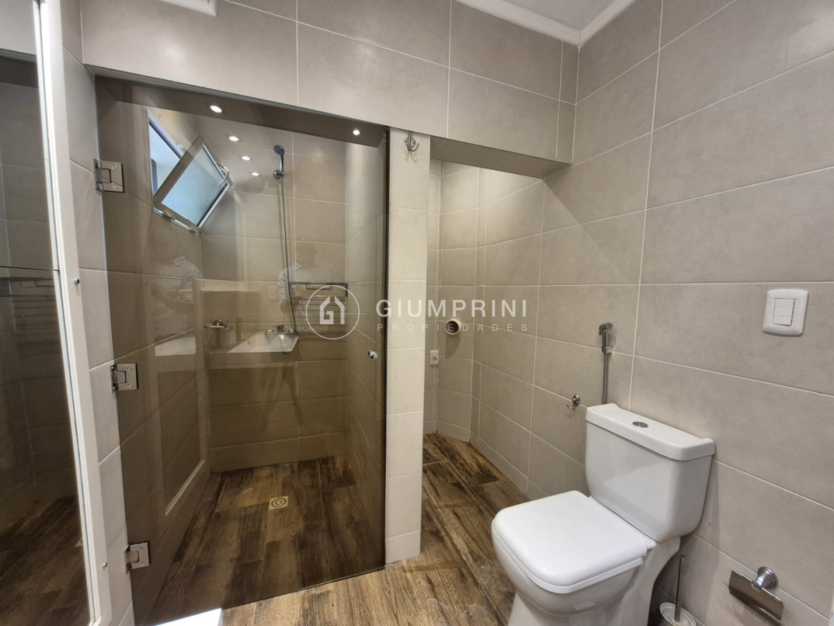 Casa ID.1099 - Alquiler 3 viviendas 6 Dormitorios Y 4 Baños - Patio - Parrillero + Barbacoa - Brazo Oriental