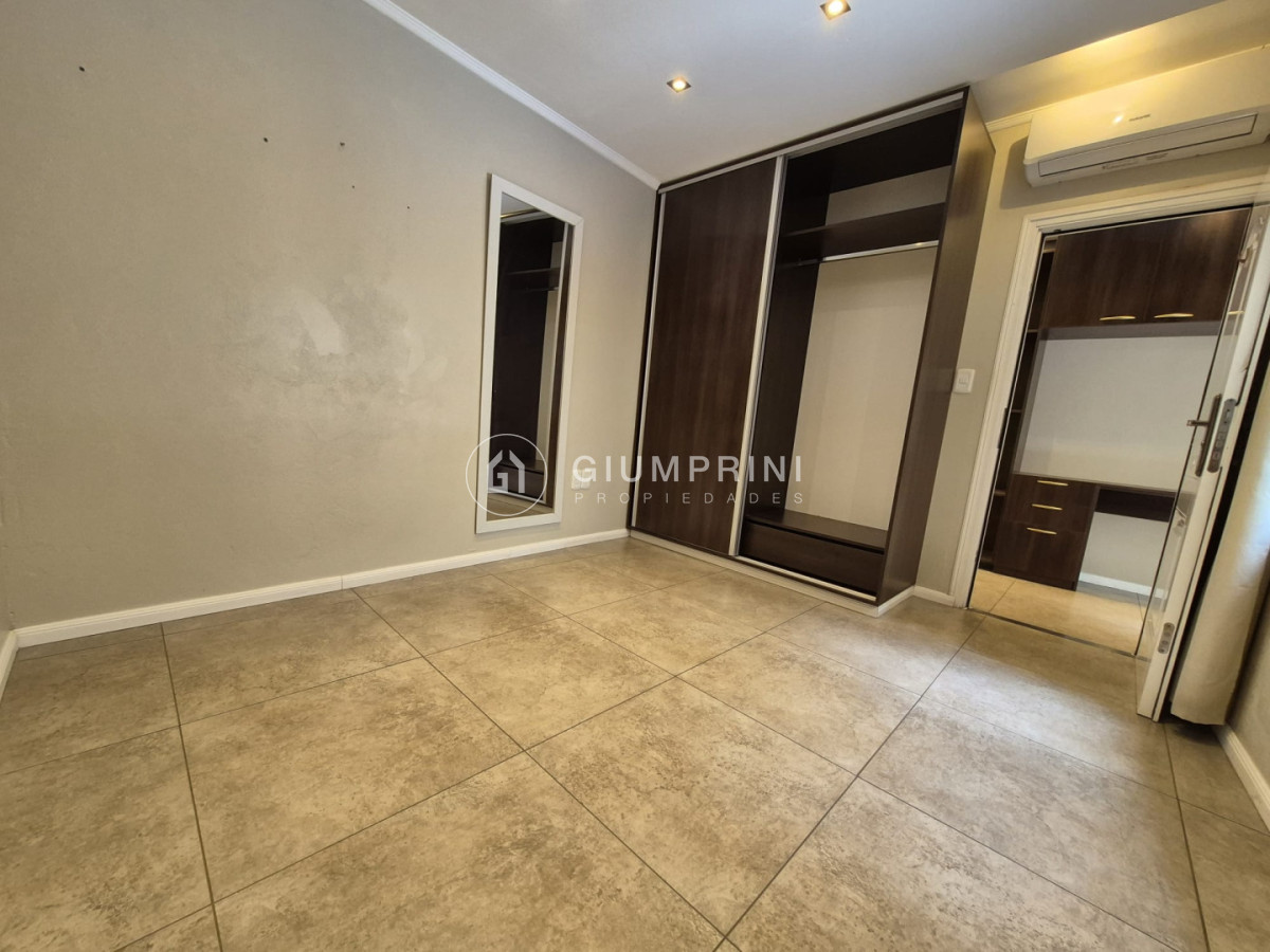 Casa ID.1099 - Alquiler 3 viviendas 6 Dormitorios Y 4 Baños - Patio - Parrillero + Barbacoa - Brazo Oriental