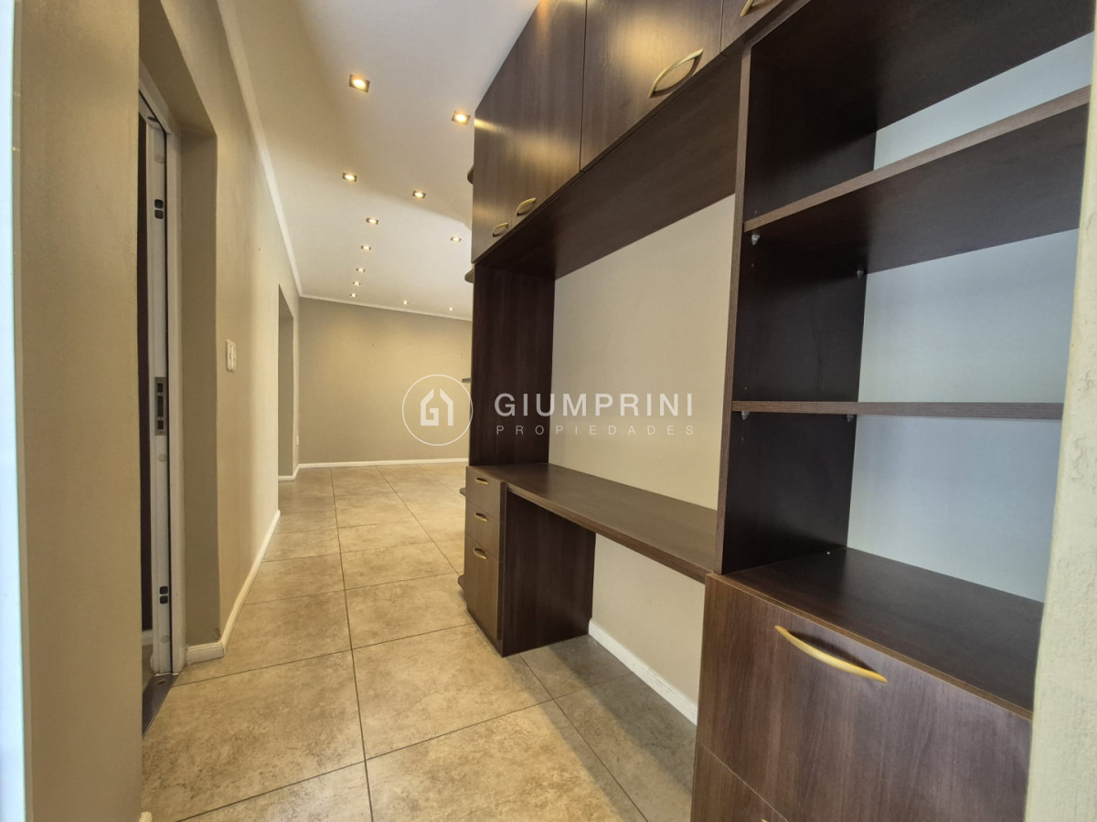 Casa ID.1099 - Alquiler 3 viviendas 6 Dormitorios Y 4 Baños - Patio - Parrillero + Barbacoa - Brazo Oriental