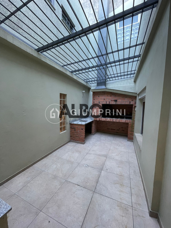 Casa ID.1099 - Alquiler 3 viviendas 6 Dormitorios Y 4 Baños - Patio - Parrillero + Barbacoa - Brazo Oriental