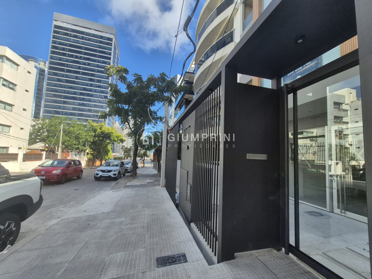 Local Comercial ID.1152 - Alquiler Local Comercial Buceo - 1317 Studio