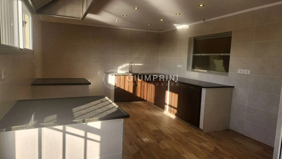 Local Comercial ID.1055 - Alquiler local comercial industrial a estrenar - Brazo Oriental