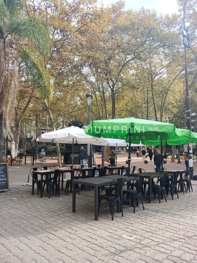 Apartamento ID.1107 - Venta apartamento con renta tipo loft 1 dormitorio Alhambra Plaza - A estrenar - Ciudad Vieja