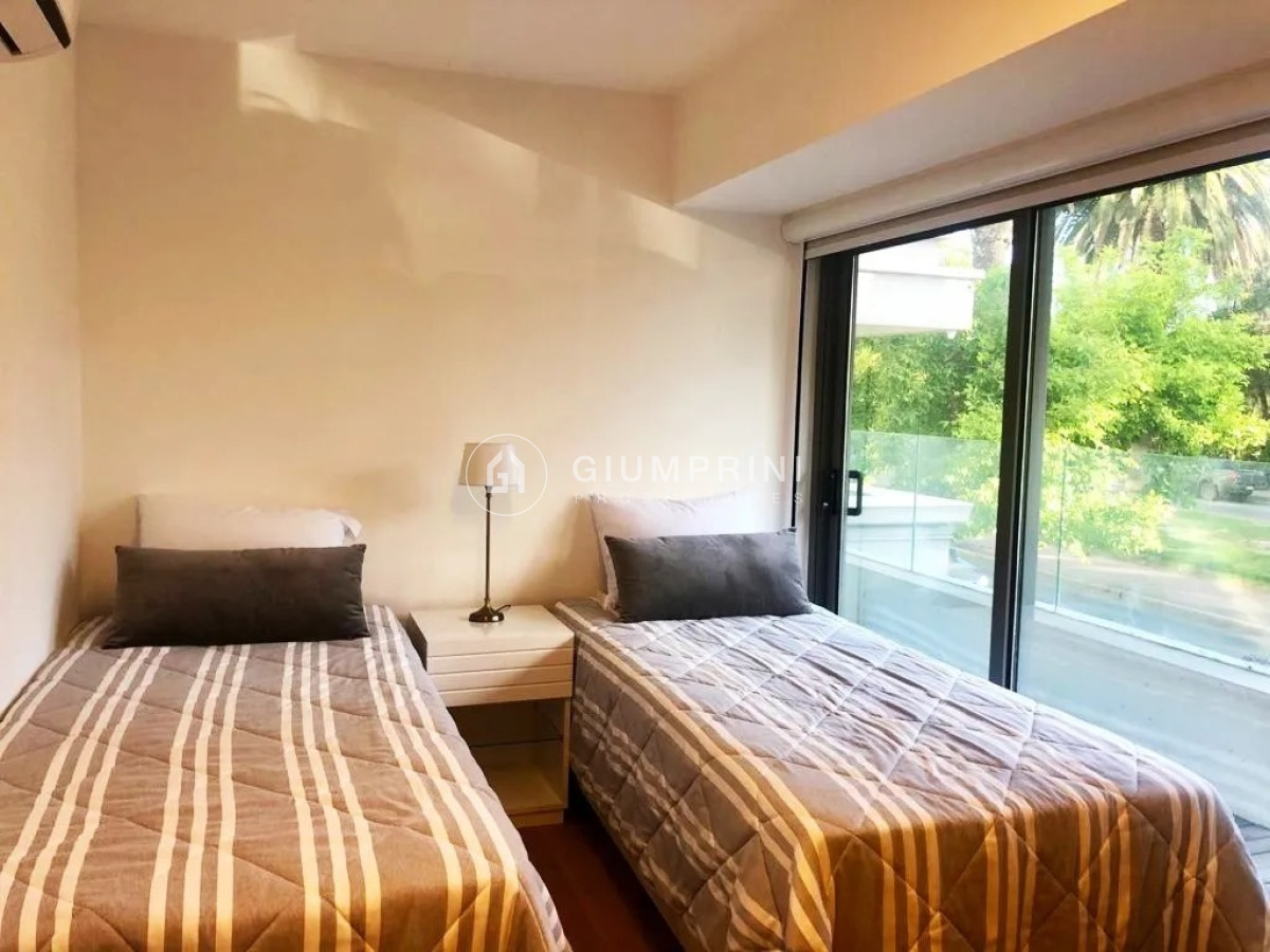 Apartamento ID.303 - Alquiler apartamento amoblado 2 Dormitorios Punta Carretas con garage en Birdie Golf