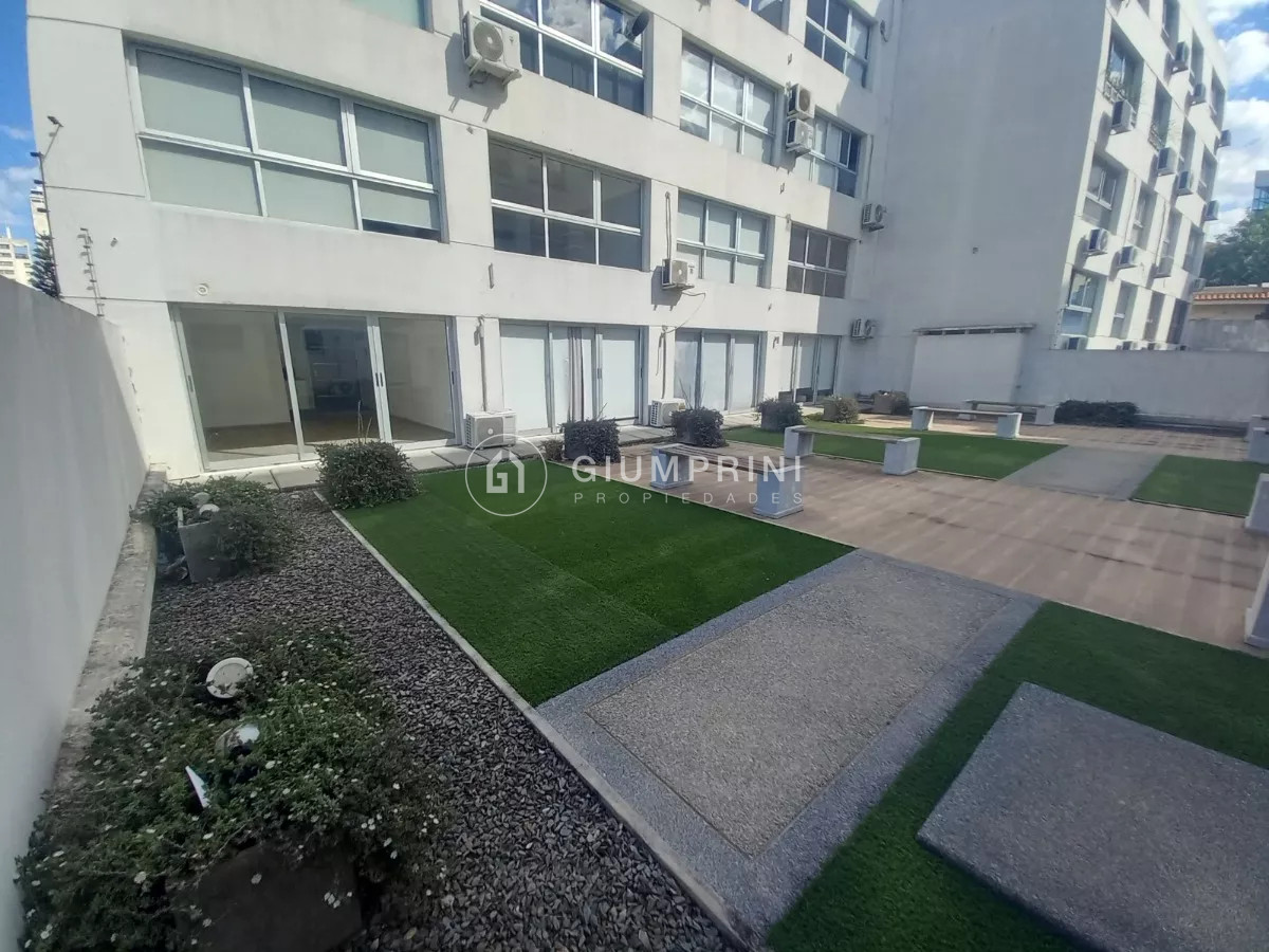 Apartamento ID.1235 - Alquiler Oficina - Pocitos Nuevo 