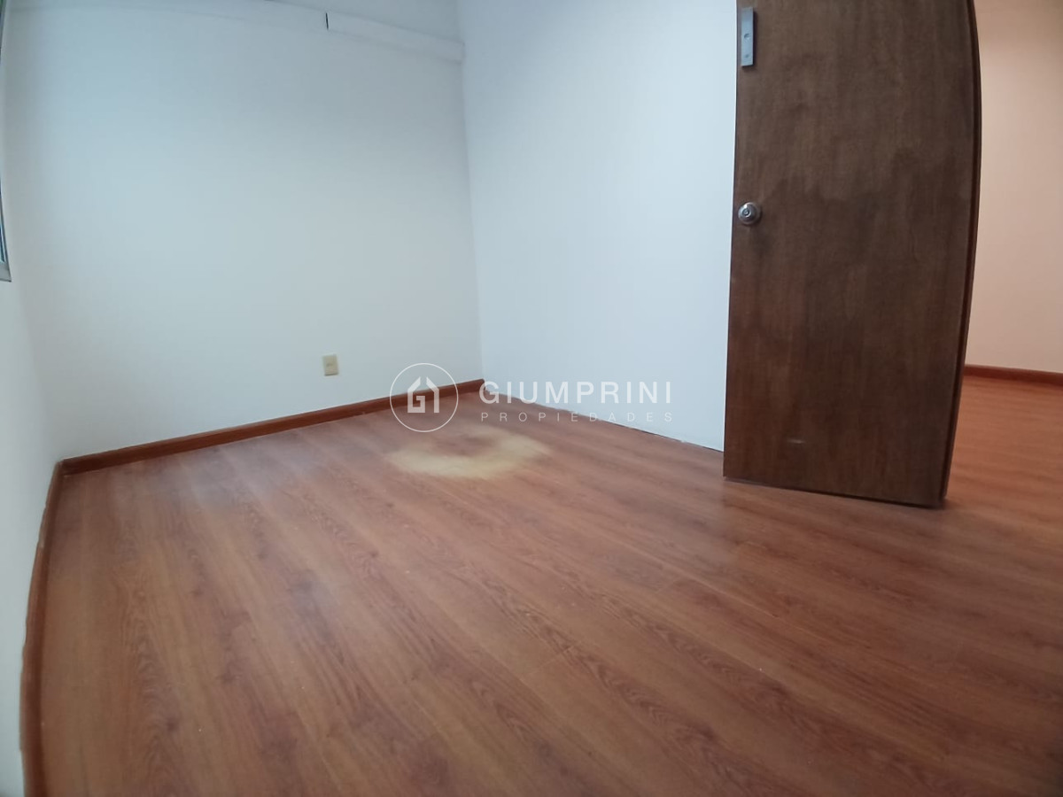 Oficina ID.358 - Alquiler Oficina 1 Ambiente - Ciudad Vieja