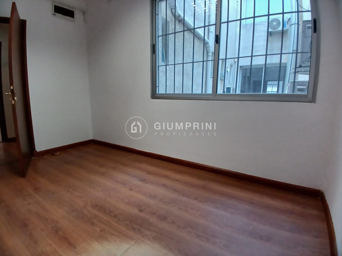 Oficina ID.358 - Alquiler Oficina 1 Ambiente - Ciudad Vieja