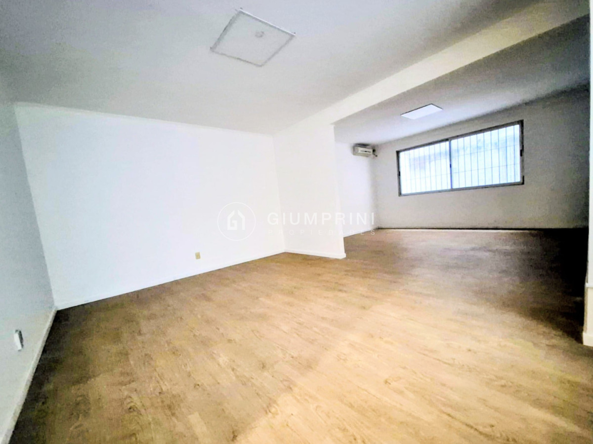 Oficina ID.1332 - Alquiler Oficina 1 Ambiente - Ciudad Vieja
