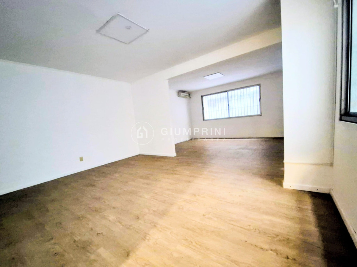 Oficina ID.1332 - Alquiler Oficina 1 Ambiente - Ciudad Vieja