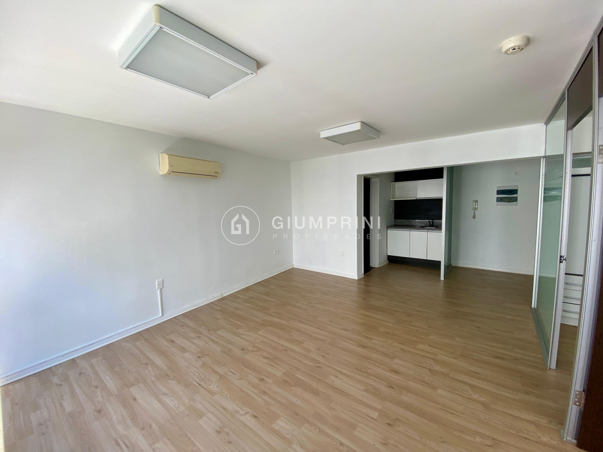 Oficina ID.1035 - Alquiler Oficina - Pocitos Nuevo - World Trade Center