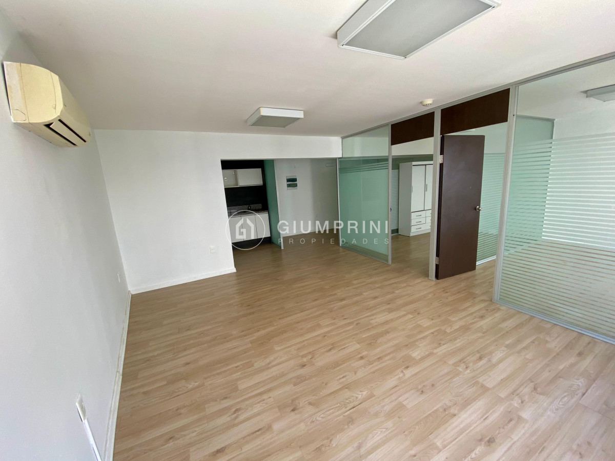 Oficina ID.1035 - Alquiler Oficina - Pocitos Nuevo - World Trade Center