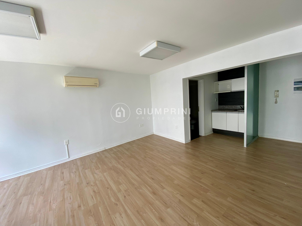 Oficina ID.1035 - Alquiler Oficina - Pocitos Nuevo - World Trade Center