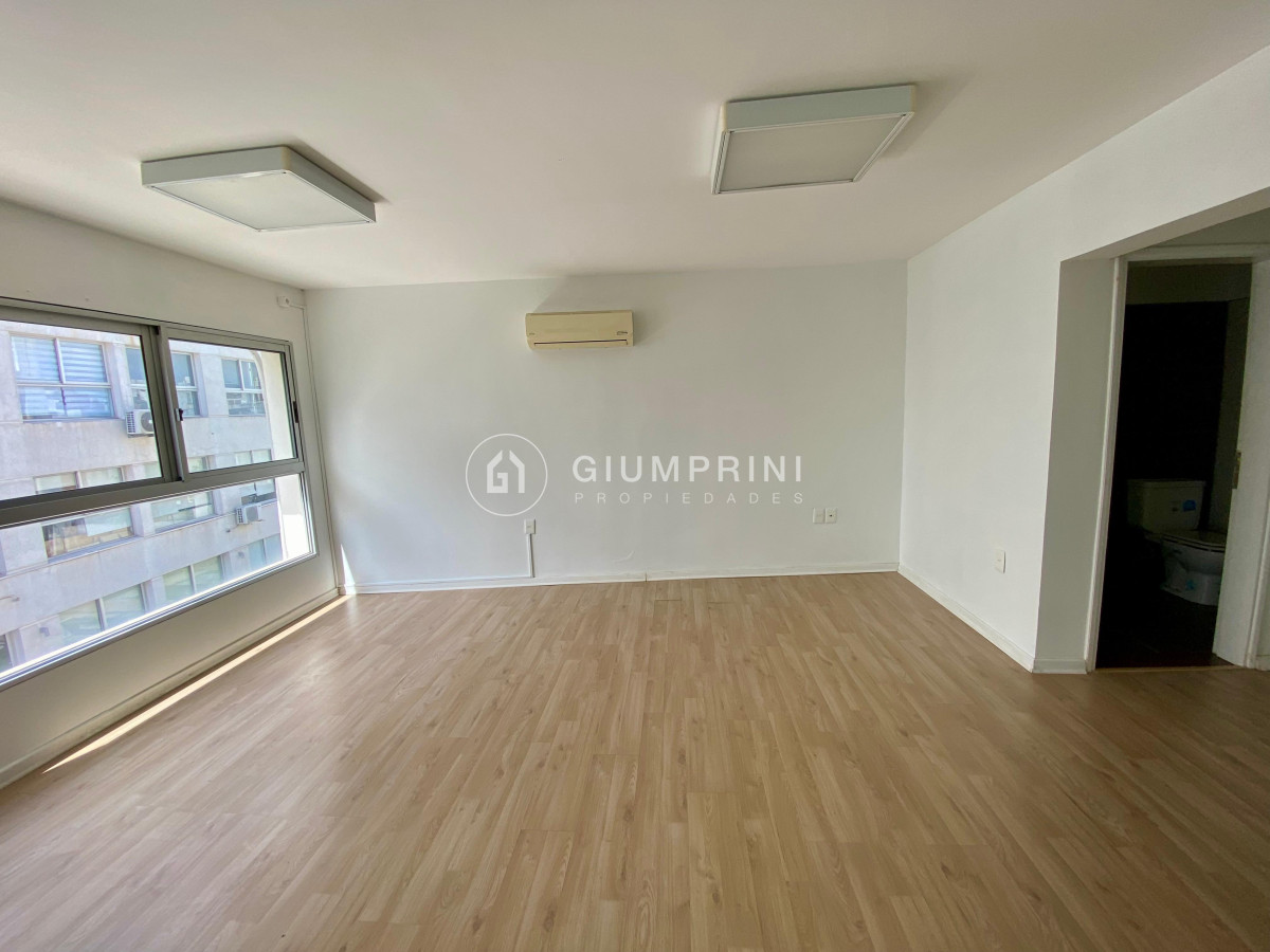 Oficina ID.1035 - Alquiler Oficina - Pocitos Nuevo - World Trade Center