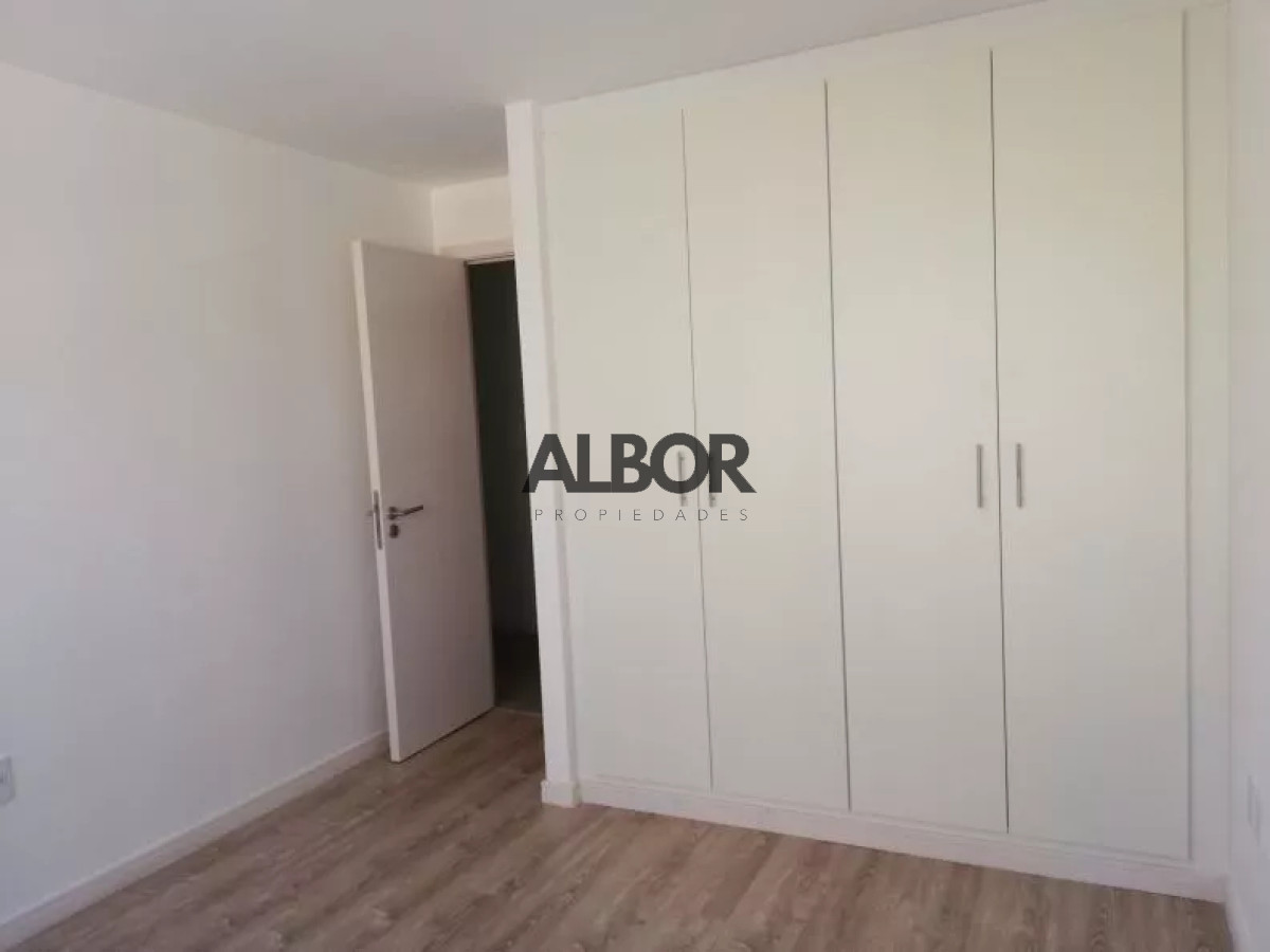 Apartamento ID.439 - Alquiler Apartamento 1 Dormitorios - EDIFICIO QUADRA Centro