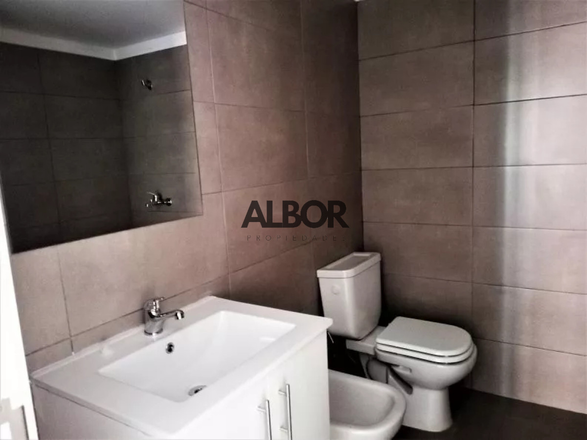 Apartamento ID.439 - Alquiler Apartamento 1 Dormitorios - EDIFICIO QUADRA Centro
