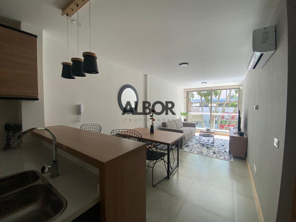 Apartamento ID.17 - Alquiler Apartamento Un Dormitorio Amoblado + Garaje - Pocitos Vicenz