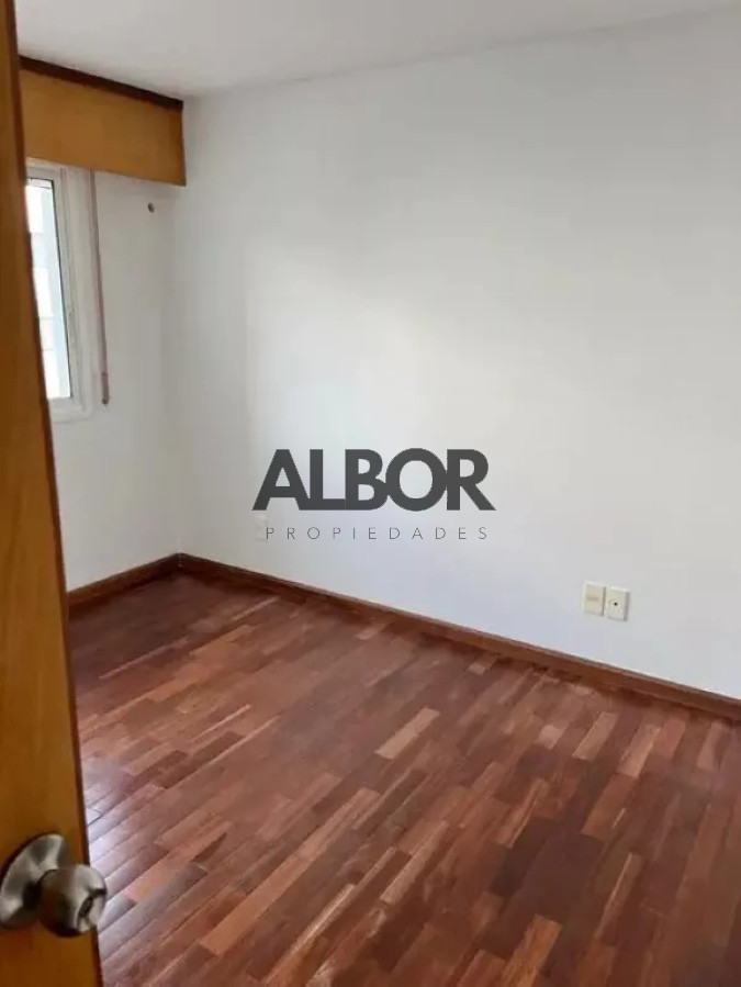 Apartamento ID.334 - Alquiler Apartamento 2 Dormitorios + Garage - Pocitos
