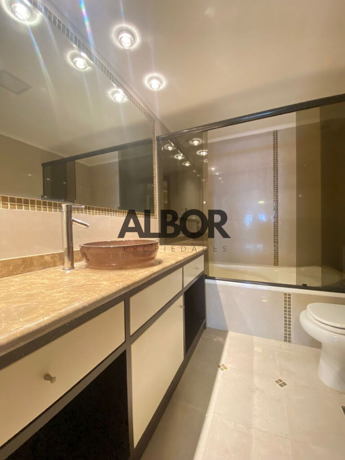 Apartamento ID.245 - Alquiler Apartamento 3 dormitorios - Punta Carretas