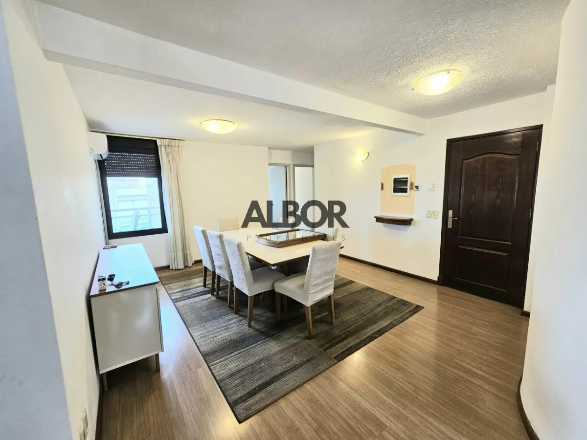 Apartamento ID.468 - Alquiler Apartamento 2 Dormitorios Amoblado + Garaje - Pocitos