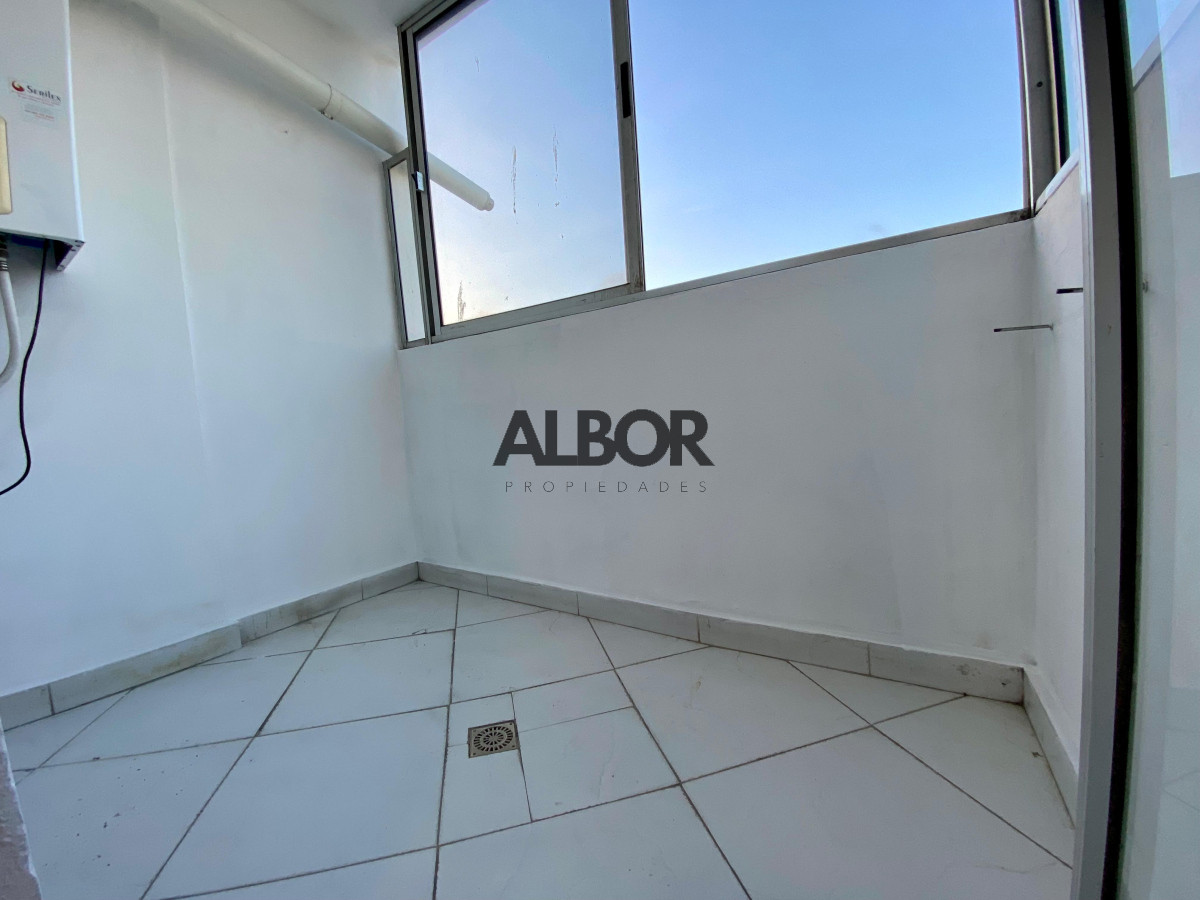 Apartamento ID.443 - Alquiler Apartamento 3 Dormitorios + Garage - Malvin