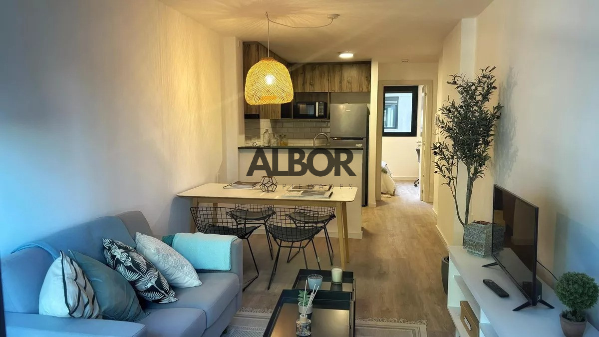 Apartamento ID.32 - Alquiler Apartamento Un Dormitorio + Garage - Cordón Sur