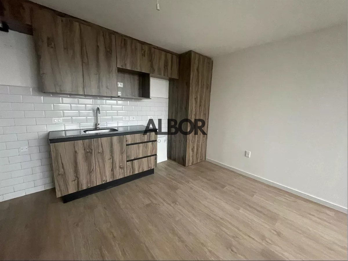 Apartamento ID.32 - Alquiler Apartamento Un Dormitorio + Garage - Cordón Sur