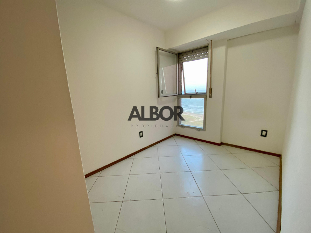 Apartamento ID.443 - Alquiler Apartamento 3 Dormitorios + Garage - Malvin