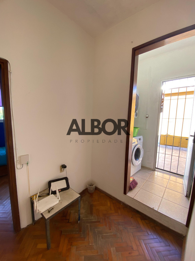 Apartamento ID.565 - Alquiler Apto 3 Dormitorios + Terraza con Parillero de uso exclusivo + SIN GASTOS COMUNES - Malvín 