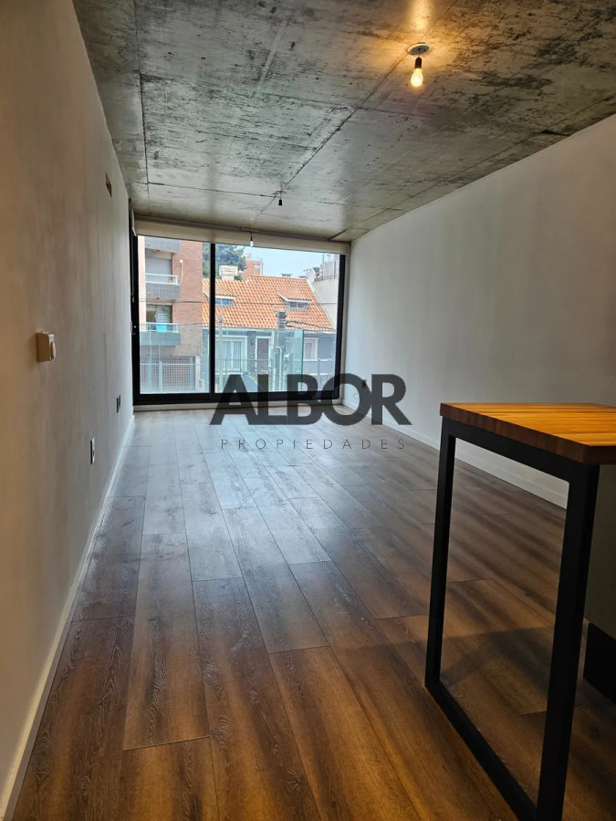 Apartamento ID.775 - Alquiler Apartamento 2 Dormitorios + Garage - Pocitos Nuevo