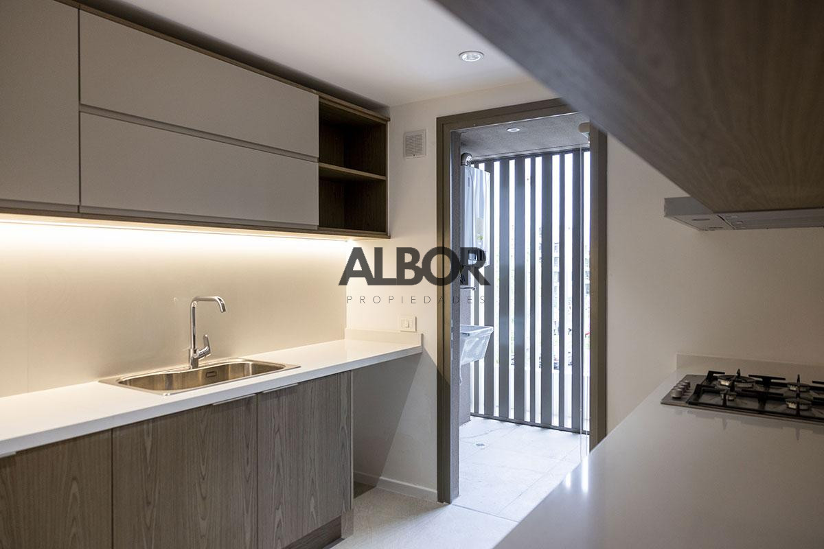 Apartamento ID.466 - Alquiler Apartamento 2 Dormitorios Con Garage en Carrasco - Barrio Parque - Alive Residence